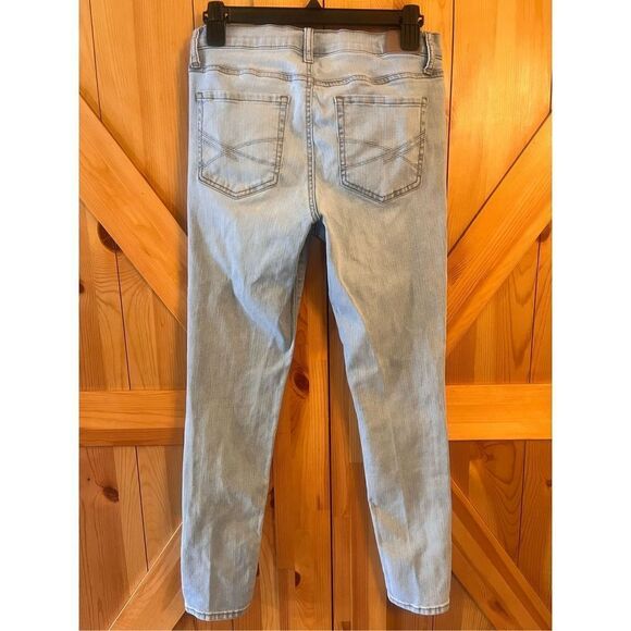 Aero Womens Jeans Size 8 Stretch Denim High Rise Light Wash Distressed (1177) - Picture 3 of 5